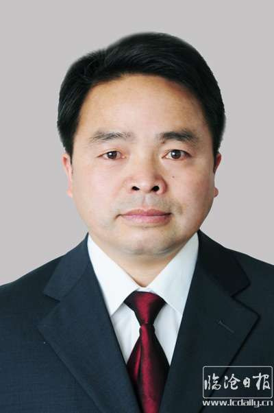 吴坤远.jpg