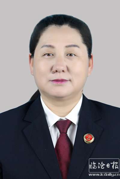 杜丽萍.jpg