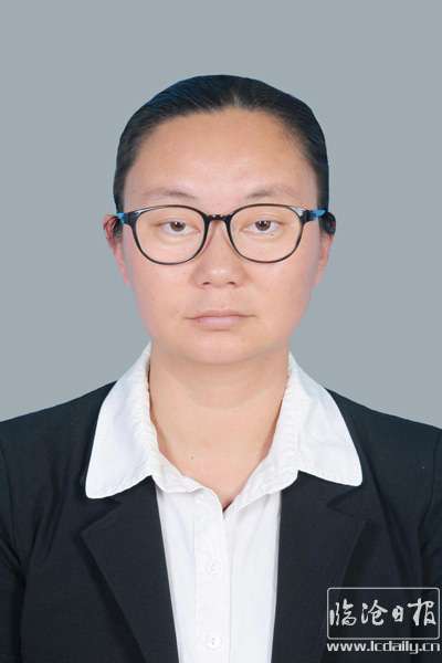 周素颖.jpg
