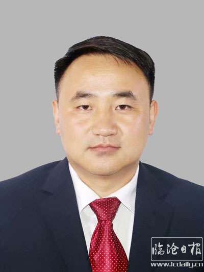 余兴驰.jpg