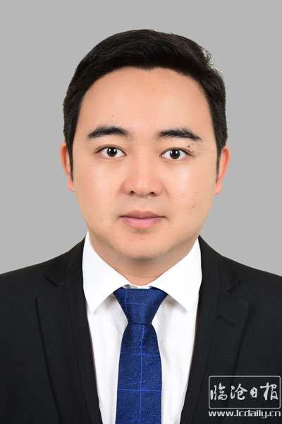 陈--阳.jpg
